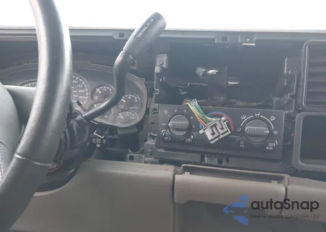 2001 Chevrolet Tahoe Ls z USA, uszkodzony, nr VIN 1GNEC13T51R183859